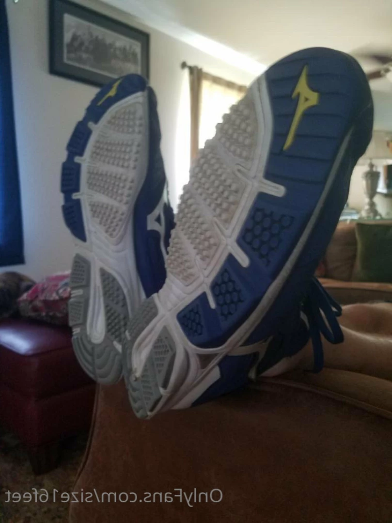 size16feet Onlyfans leaked photo 13053327 on Hotleaks.tv
