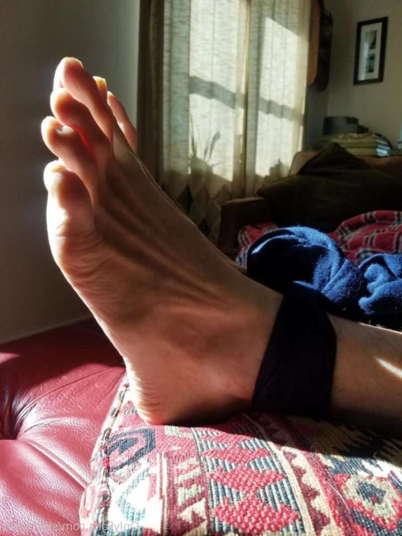 size16feet Onlyfans leaked photo 14421166 on Hotleaks.tv