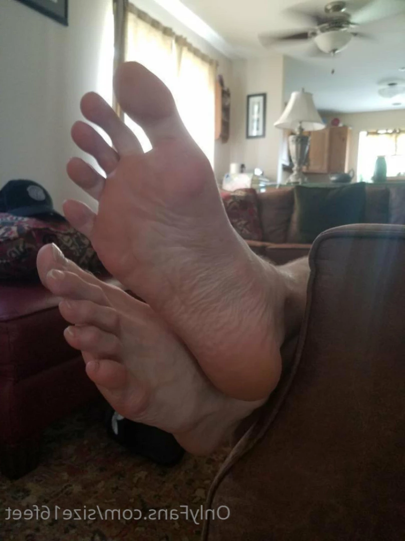 size16feet Onlyfans leaked photo 14421345 on Hotleaks.tv