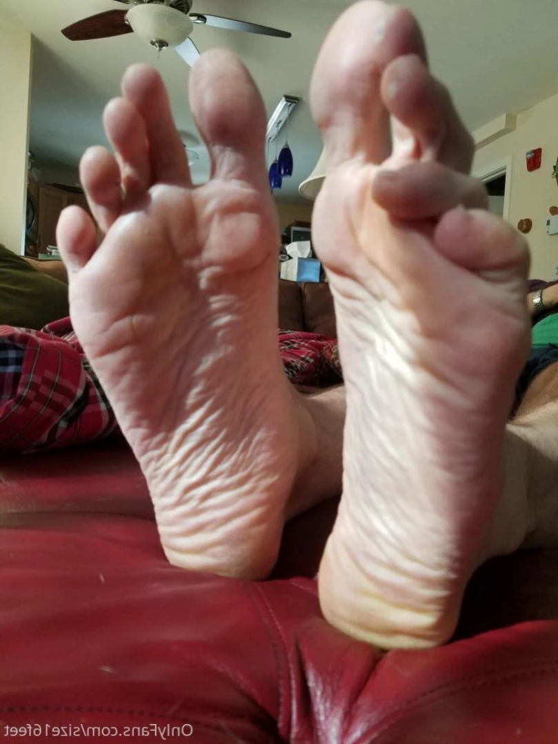 size16feet Onlyfans leaked photo 16261728 on Hotleaks.tv