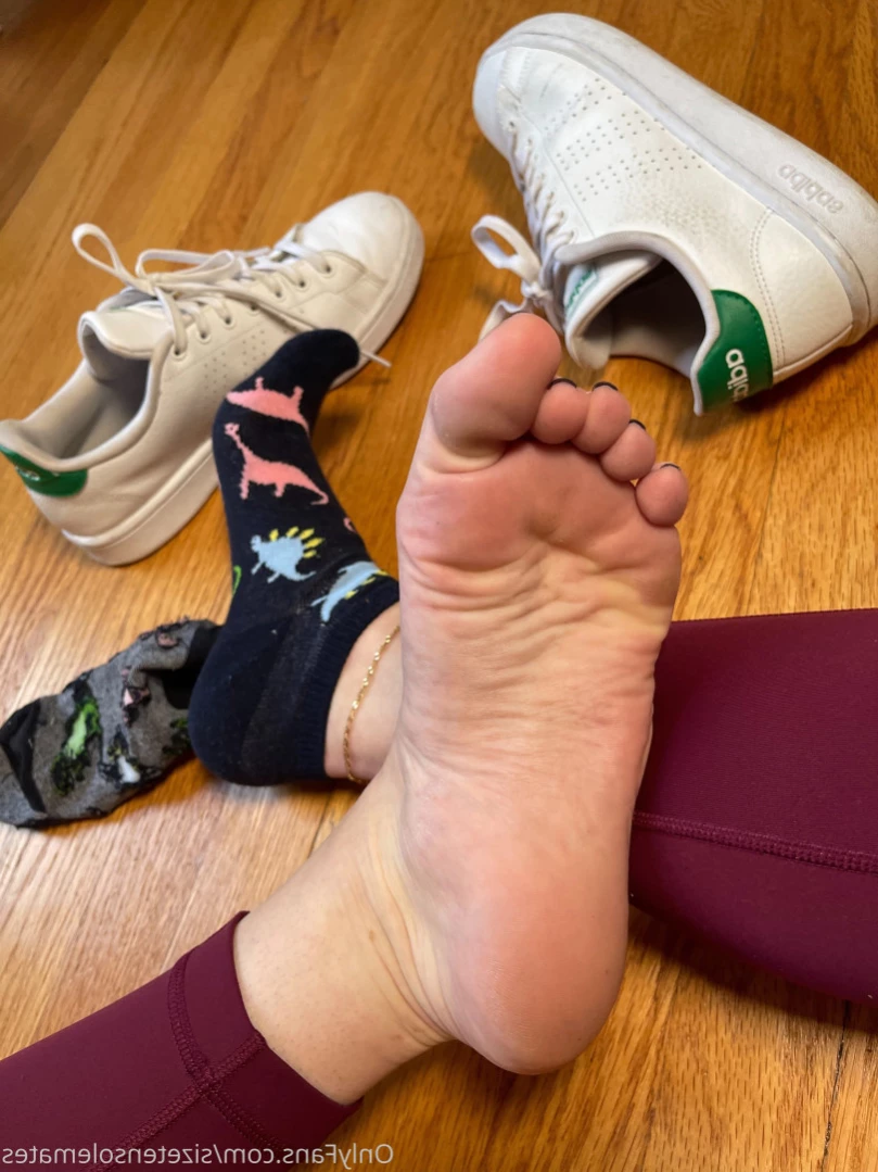 sizetensolemates 💋 [ sizetensolemates ] Onlyfans leaked photo 13739738 on Hotleaks.tv