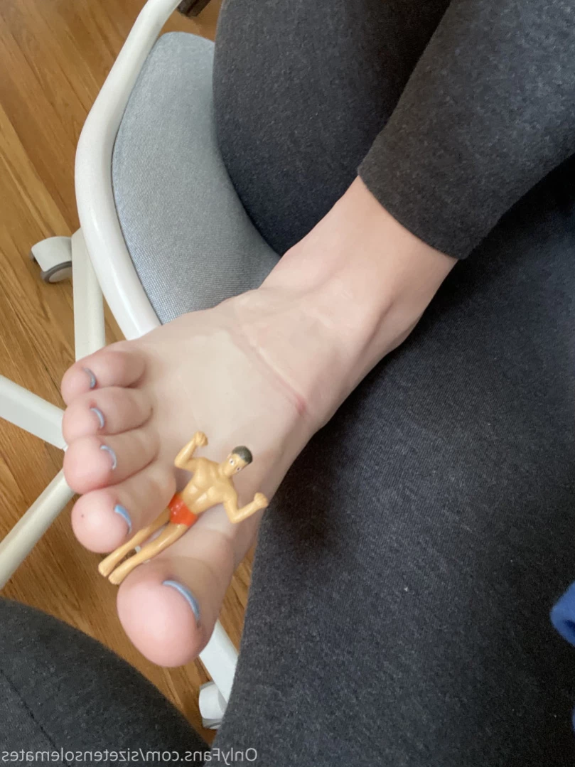 sizetensolemates 💋 [ sizetensolemates ] Onlyfans leaked photo 14237522 on Hotleaks.tv