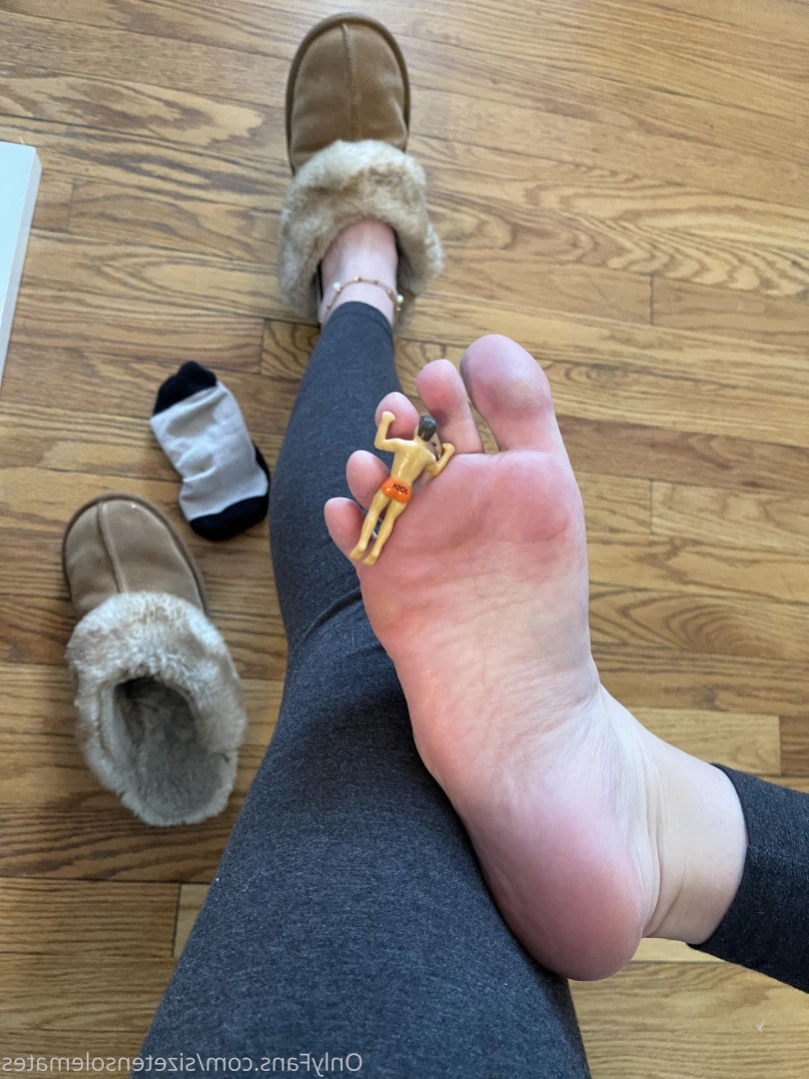 sizetensolemates 💋 [ sizetensolemates ] Onlyfans leaked photo 14426202 on Hotleaks.tv