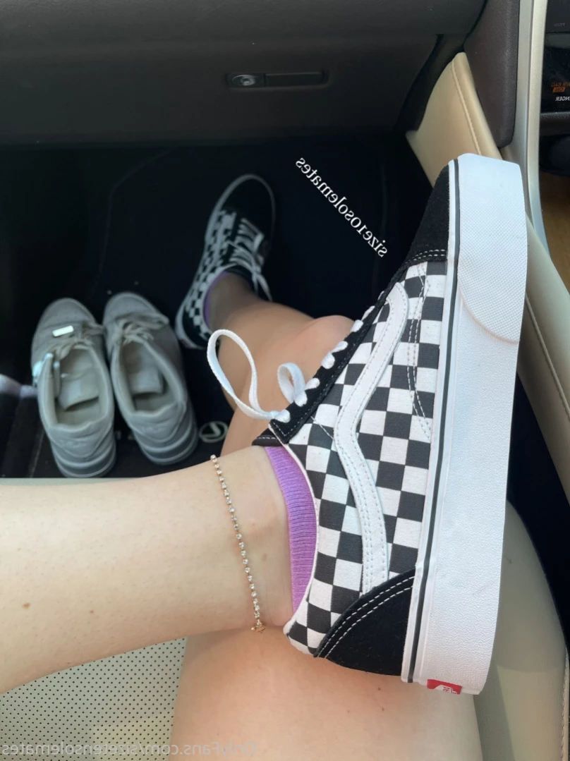 sizetensolemates 💋 [ sizetensolemates ] Onlyfans leaked photo 14466449 on Hotleaks.tv