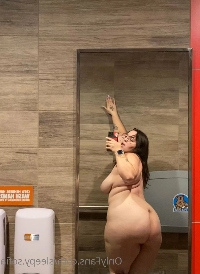 Sleepy Sofia 😴 VIP [ sleepysofiavip ] Onlyfans leaked photo 14416659 on Hotleaks.tv
