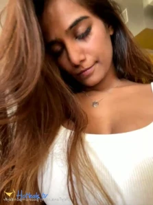 Poonam Pandey [ poonampandeytv ] Onlyfans leaked video 11924005 on Hotleaks.tv