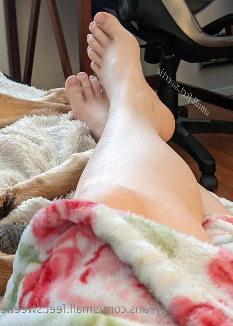 Goddess Alyssa [ small.feet.sweetie ] Onlyfans leaked photo 16096535 on Hotleaks.tv