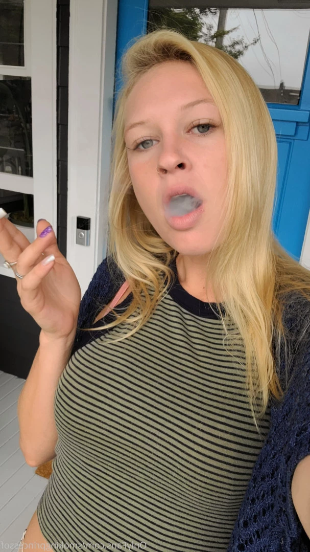 Smoking Princess [ smokingprincessof ] Onlyfans leaked photo 14418008 on Hotleaks.tv