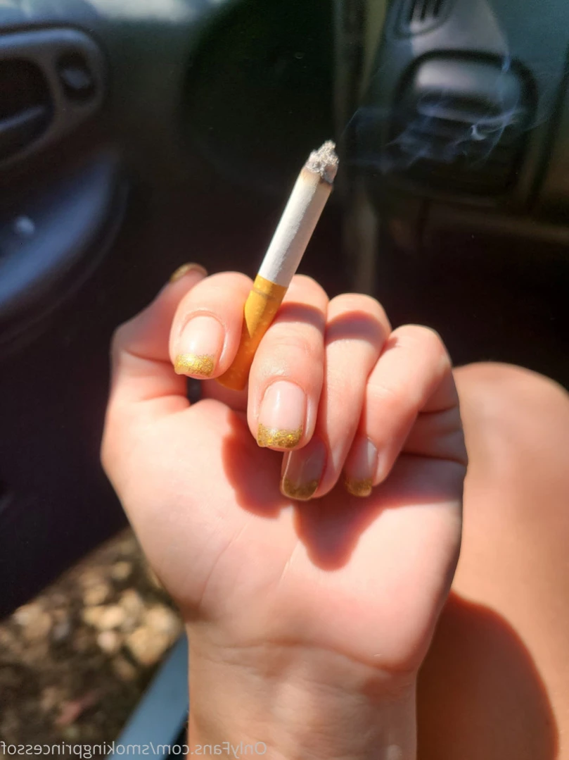 Smoking Princess [ smokingprincessof ] Onlyfans leaked photo 15057670 on Hotleaks.tv