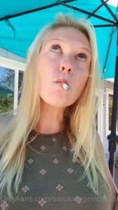 Smoking Princess [ smokingprincessof ] Onlyfans leaked video 15089433 on Hotleaks.tv