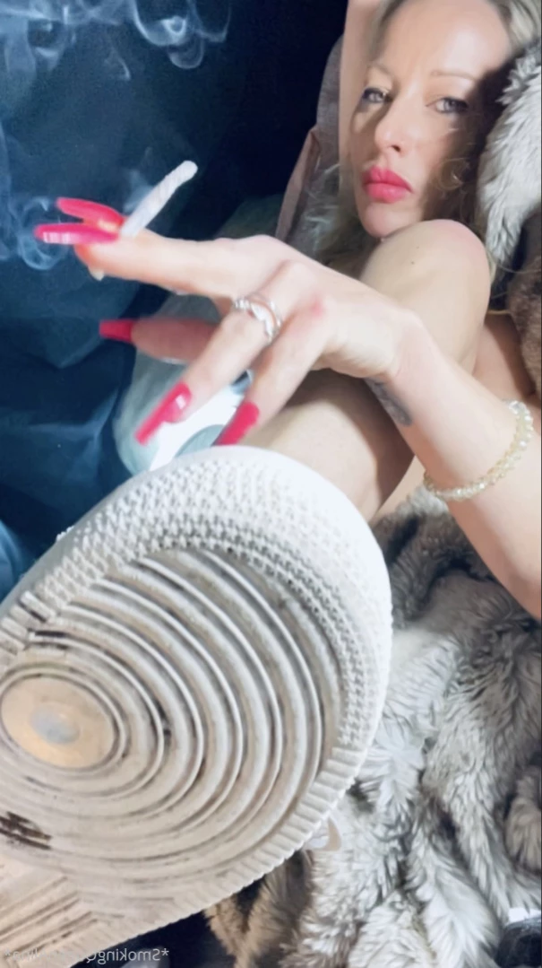 smokingqueenalina Onlyfans leaked photo 11376991 on Hotleaks.tv