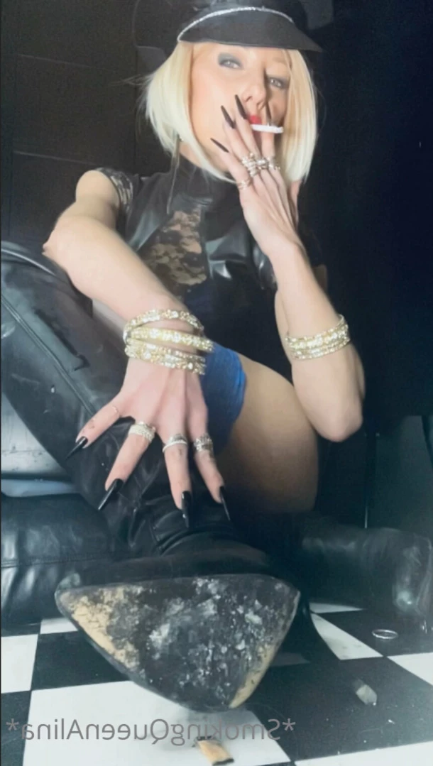 smokingqueenalina Onlyfans leaked photo 15052609 on Hotleaks.tv