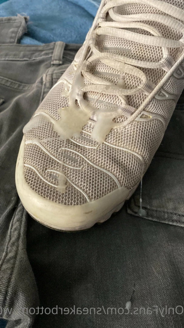 Sneaker/Sagger fun [ sneakerbottom_wue ] Onlyfans leaked photo 11938574 on Hotleaks.tv