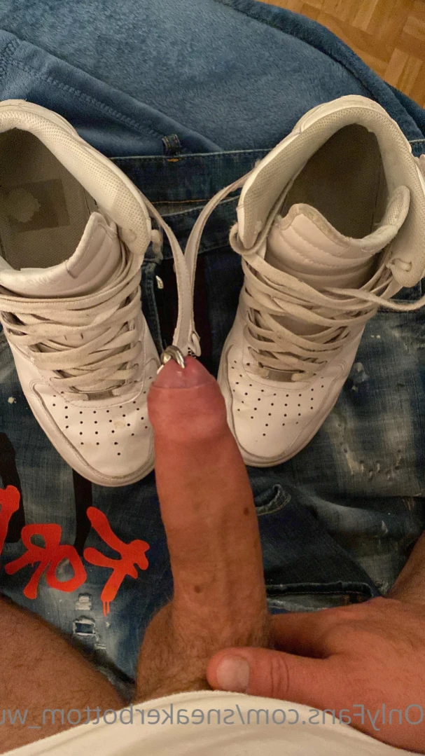Sneaker/Sagger fun [ sneakerbottom_wue ] Onlyfans leaked photo 13939694 on Hotleaks.tv