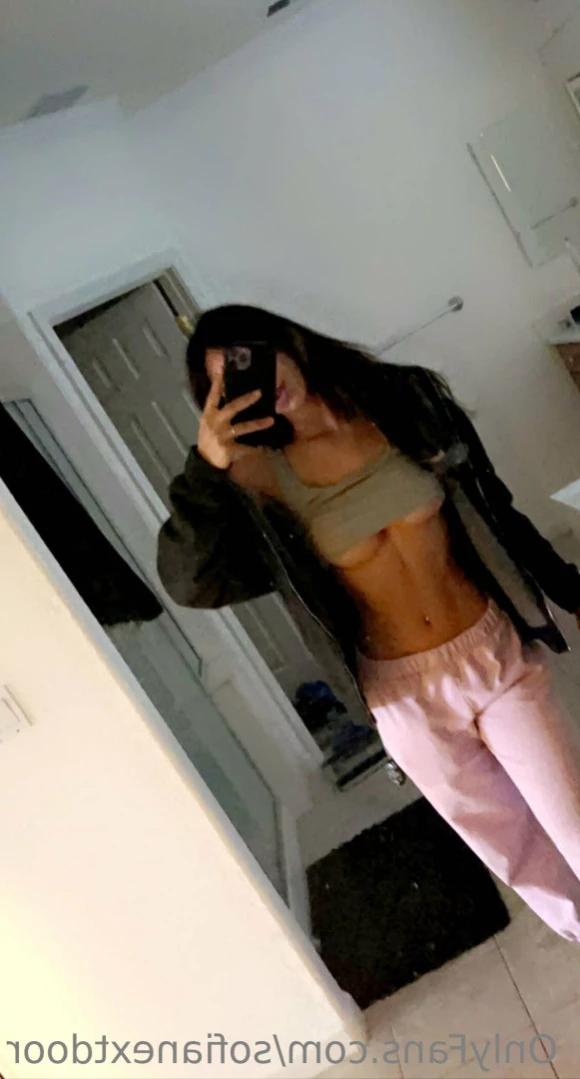 Cheating gf 😍😍 [ sofianextdoor ] Onlyfans leaked photo 15051775 on Hotleaks.tv
