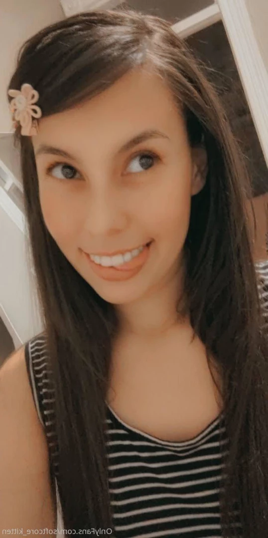 YOUR POCKET KITTEN 😇 [ softcore_kitten ] Onlyfans leaked photo 11317719 on Hotleaks.tv