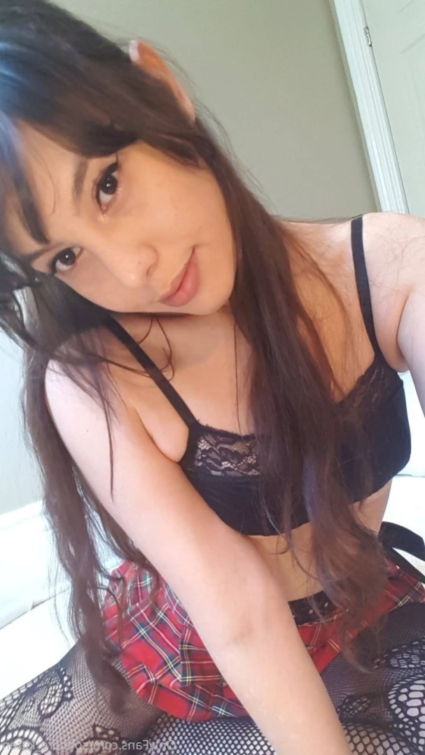 YOUR POCKET KITTEN 😇 [ softcore_kitten ] Onlyfans leaked photo 11317884 on Hotleaks.tv