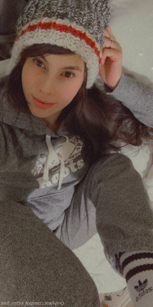 YOUR POCKET KITTEN 😇 [ softcore_kitten ] Onlyfans leaked photo 11326322 on Hotleaks.tv