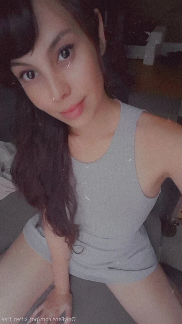 YOUR POCKET KITTEN 😇 [ softcore_kitten ] Onlyfans leaked photo 12700938 on Hotleaks.tv