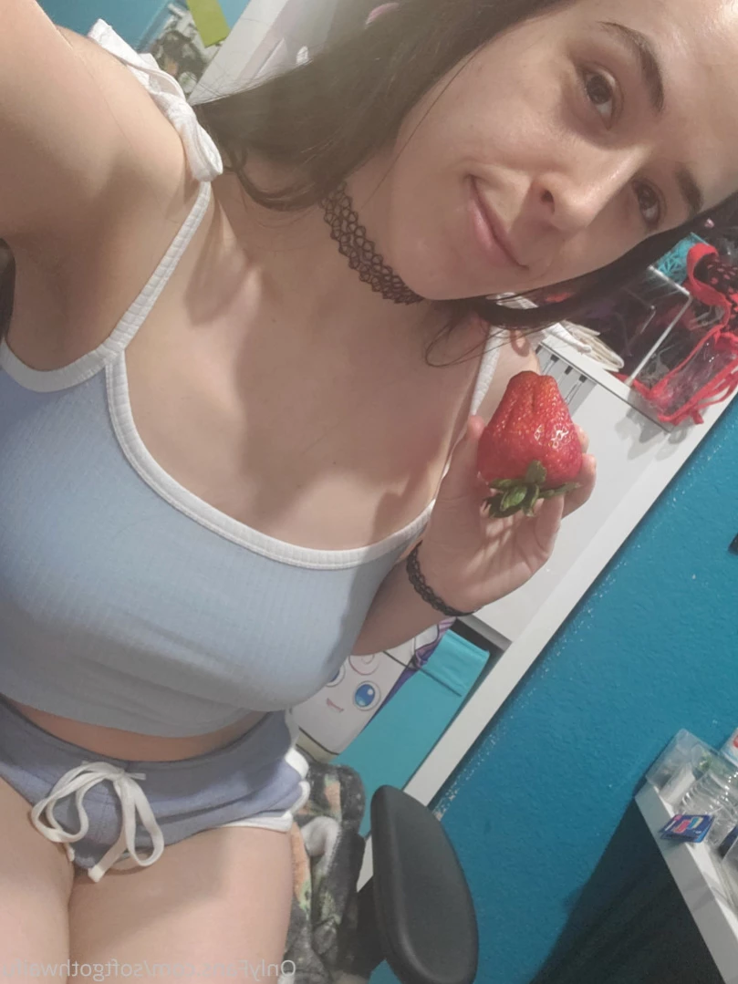 Rin [ softgothwaifu ] Onlyfans leaked photo 11315159 on Hotleaks.tv