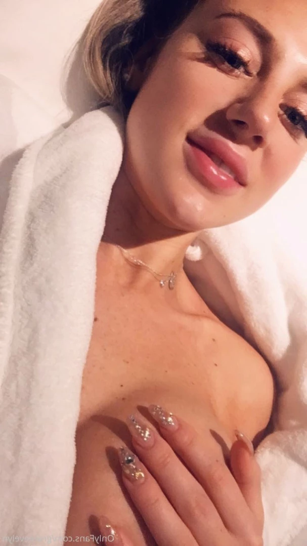 Sophia grace [ sophiagrace_ ] Onlyfans leaked photo 12627577 on Hotleaks.tv