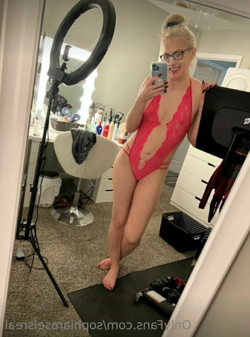 Sophia Rose 🆓 [ sophiaroseisreal ] Onlyfans leaked photo 14451838 on Hotleaks.tv
