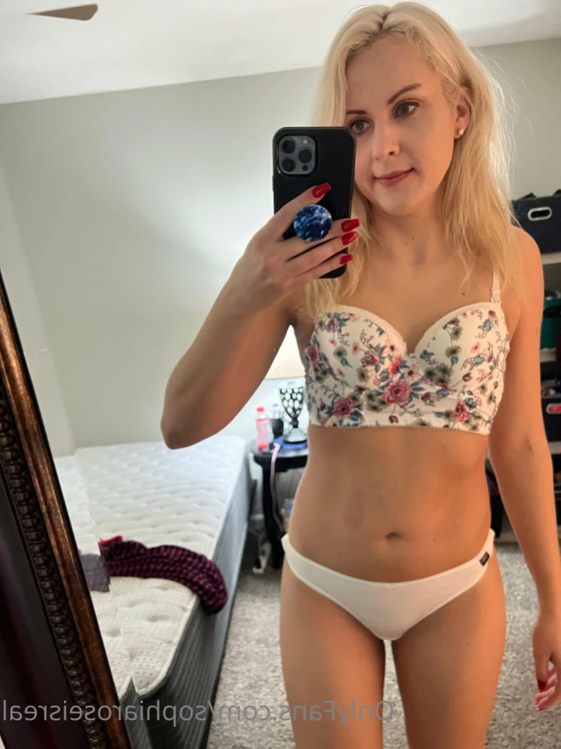 Sophia Rose 🆓 [ sophiaroseisreal ] Onlyfans leaked photo 14460560 on Hotleaks.tv