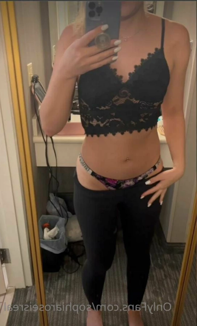 Sophia Rose 🆓 [ sophiaroseisreal ] Onlyfans leaked photo 14872203 on Hotleaks.tv