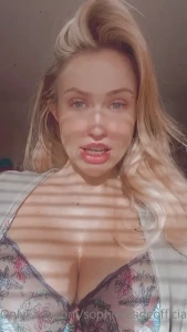 15694246