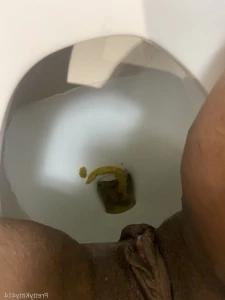 975142