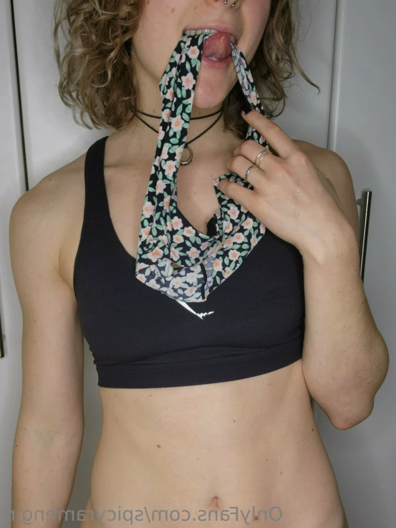 Skye [ spicyramengirl ] Onlyfans leaked photo 12906981 on Hotleaks.tv