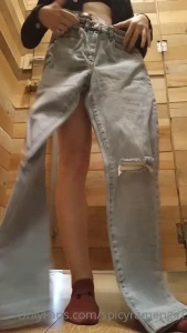 15758992