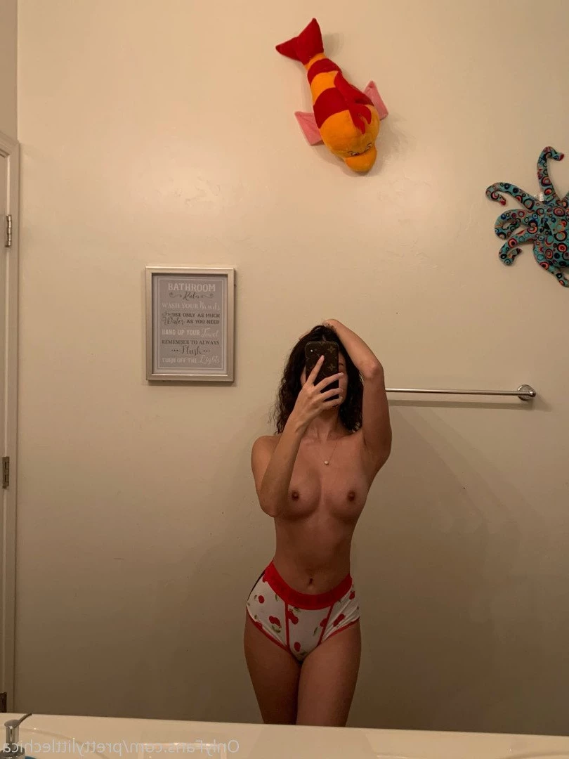 𝓒𝓱𝓲𝓺𝓾𝓲𝓽𝓪 ✨ [ prettylittlechica ] Onlyfans leaked photo 975518 on Hotleaks.tv