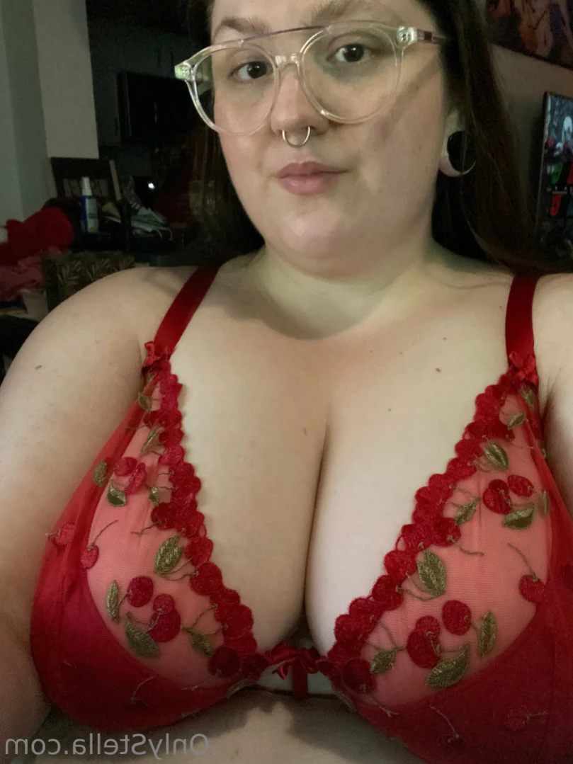 Your Favorite Fat Bitch [ stellarstella ] Onlyfans leaked photo 15576326 on Hotleaks.tv