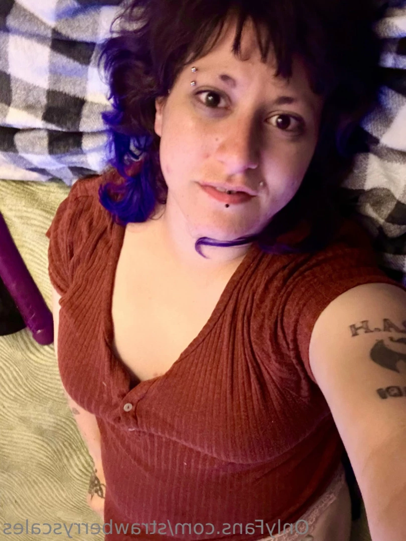 Strawberry Scales [ strawberryscales ] Onlyfans leaked photo 15998711 on Hotleaks.tv