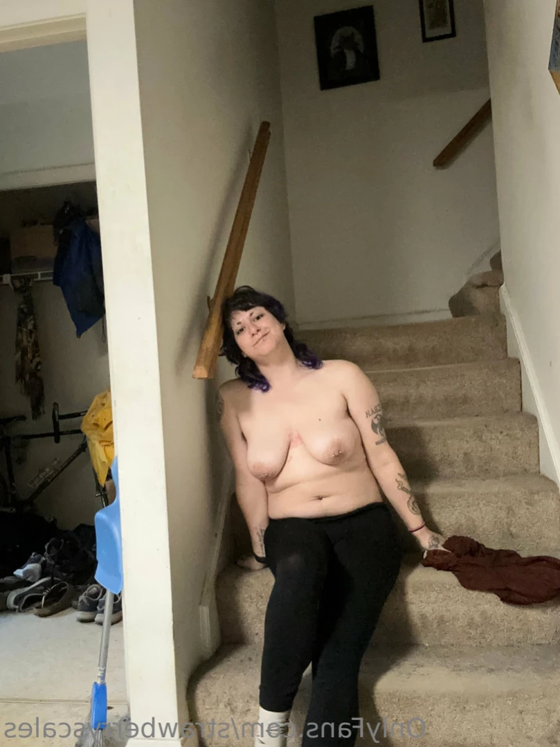Strawberry Scales [ strawberryscales ] Onlyfans leaked photo 16037135 on Hotleaks.tv
