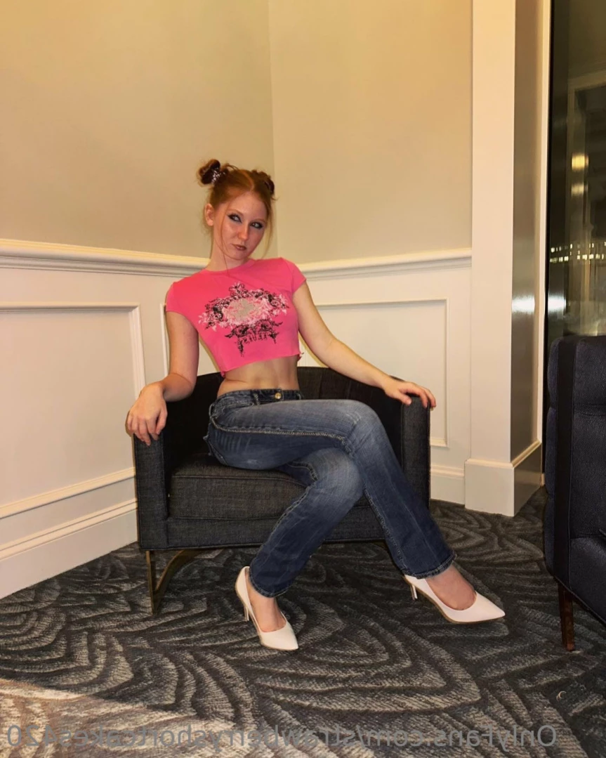 StrawberryshortCakes [ strawberryshortcakes420 ] Onlyfans leaked photo 14389094 on Hotleaks.tv