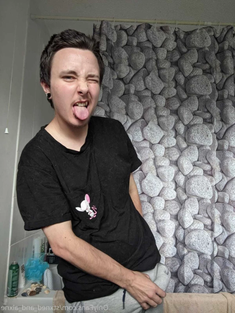 FtM guy &amp; Cis guy [ stxned_and_alxne ] Onlyfans leaked photo 15970535 on Hotleaks.tv