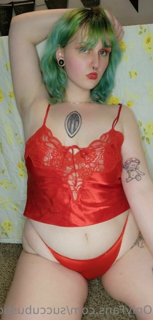 succubustic [ succubusticslut ] Onlyfans leaked photo 13789164 on Hotleaks.tv