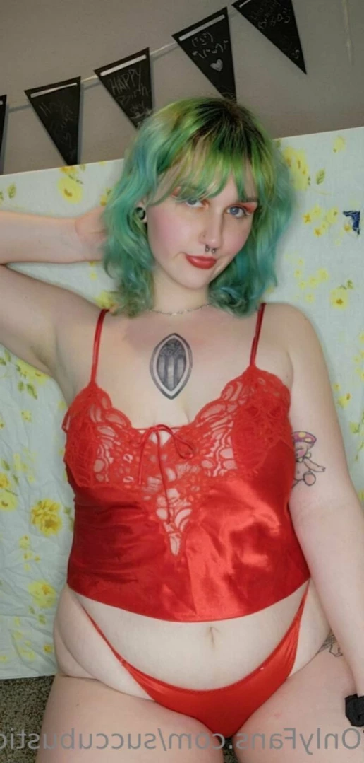 succubustic [ succubusticslut ] Onlyfans leaked photo 14534671 on Hotleaks.tv