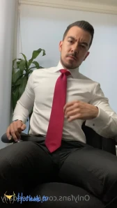 Suited Daily [ suiteddaily ] Onlyfans leaked video 14680568 on Hotleaks.tv