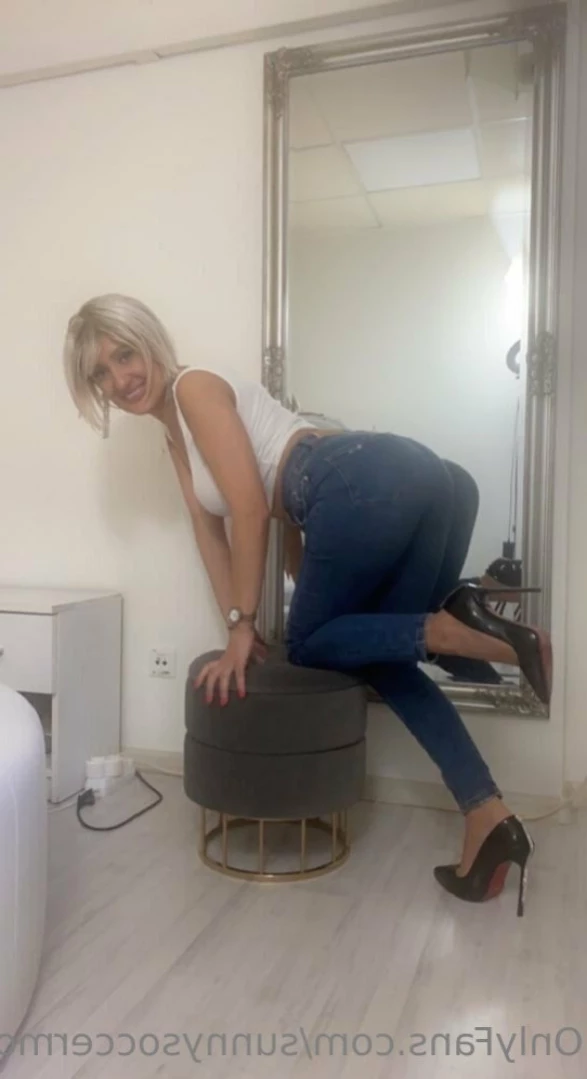 YOUR PETITE MOMMY 😍 [ sunnysoccermommy ] Onlyfans leaked photo 14448164 on Hotleaks.tv