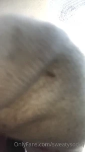 10861068