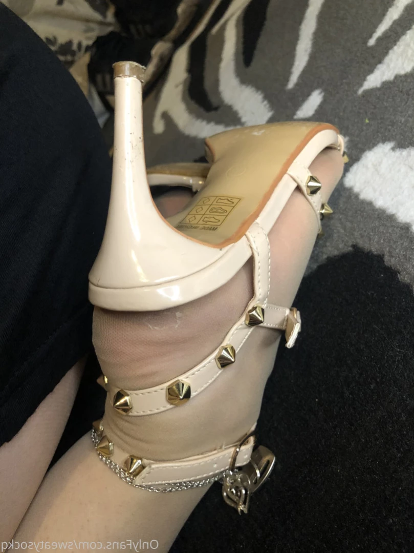 Sweaty Sock Queen [ sweatysockq ] Onlyfans leaked photo 11383683 on Hotleaks.tv