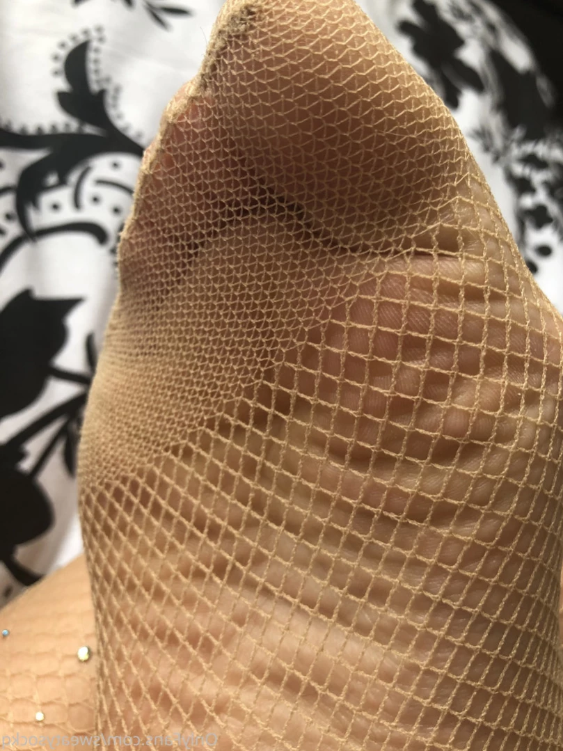 Sweaty Sock Queen [ sweatysockq ] Onlyfans leaked photo 11383854 on Hotleaks.tv