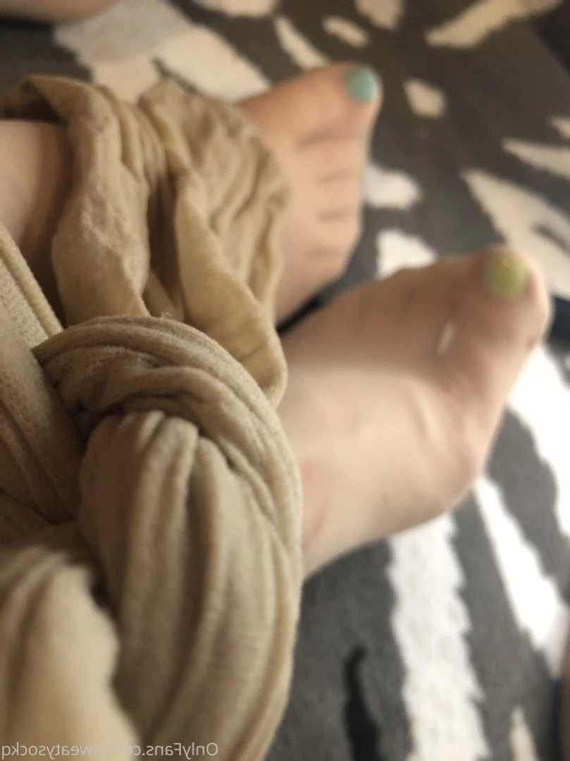 Sweaty Sock Queen [ sweatysockq ] Onlyfans leaked photo 11619846 on Hotleaks.tv