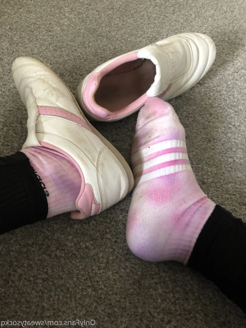Sweaty Sock Queen [ sweatysockq ] Onlyfans leaked photo 12917170 on Hotleaks.tv