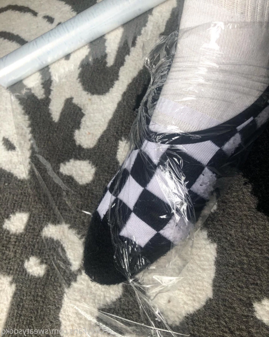 Sweaty Sock Queen [ sweatysockq ] Onlyfans leaked photo 12917228 on Hotleaks.tv