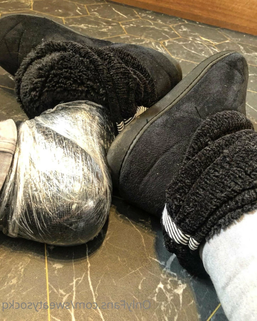 Sweaty Sock Queen [ sweatysockq ] Onlyfans leaked photo 14403735 on Hotleaks.tv