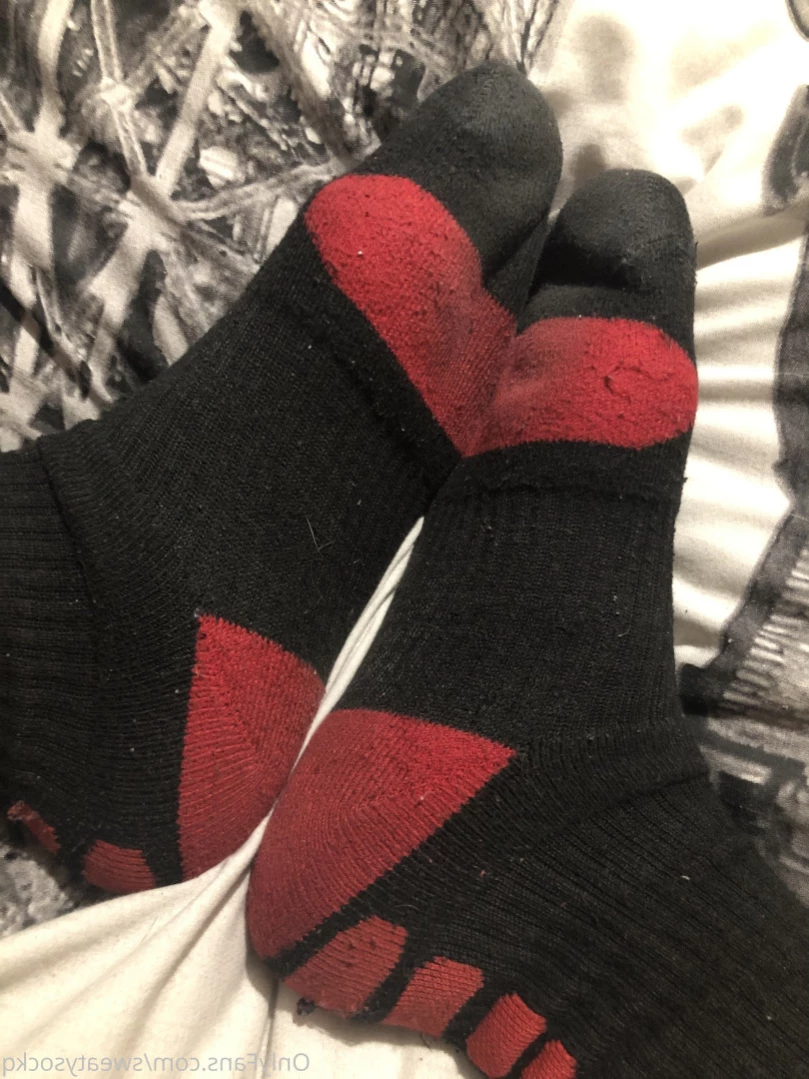 Sweaty Sock Queen [ sweatysockq ] Onlyfans leaked photo 14429253 on Hotleaks.tv